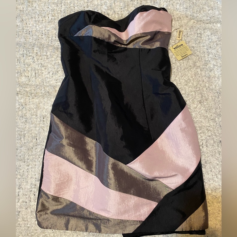 Jolie Strapless Dress in Black and Pink